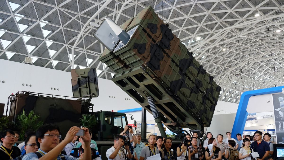 Součástka z nejmodernější zbraně Tchaj-wanu skončila na opravě u nepřítele